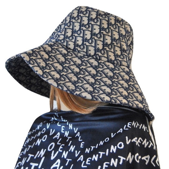 Dior Brim Bucket Hat 